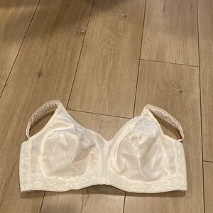 Playtex Bra Size 42C